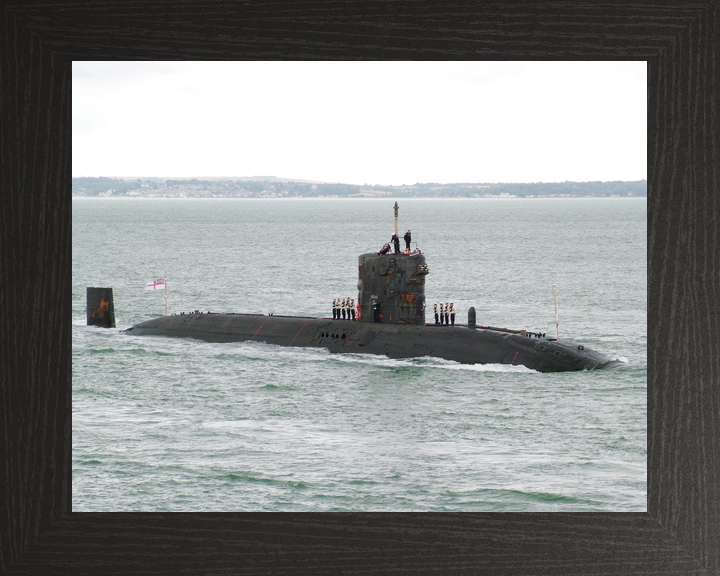 HMS Trafalgar S107 Trafalgar Class Submarine 2006 Photo Print - Posters, Prints, & Visual Artwork - by Hampshire Prints (image 3 of 9)
