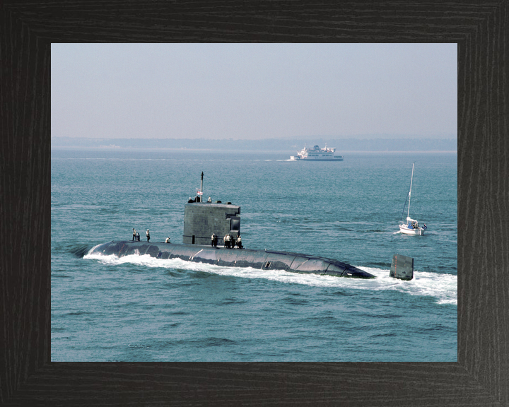 HMS Ursula S42 Upholder Class Submarine May 1994