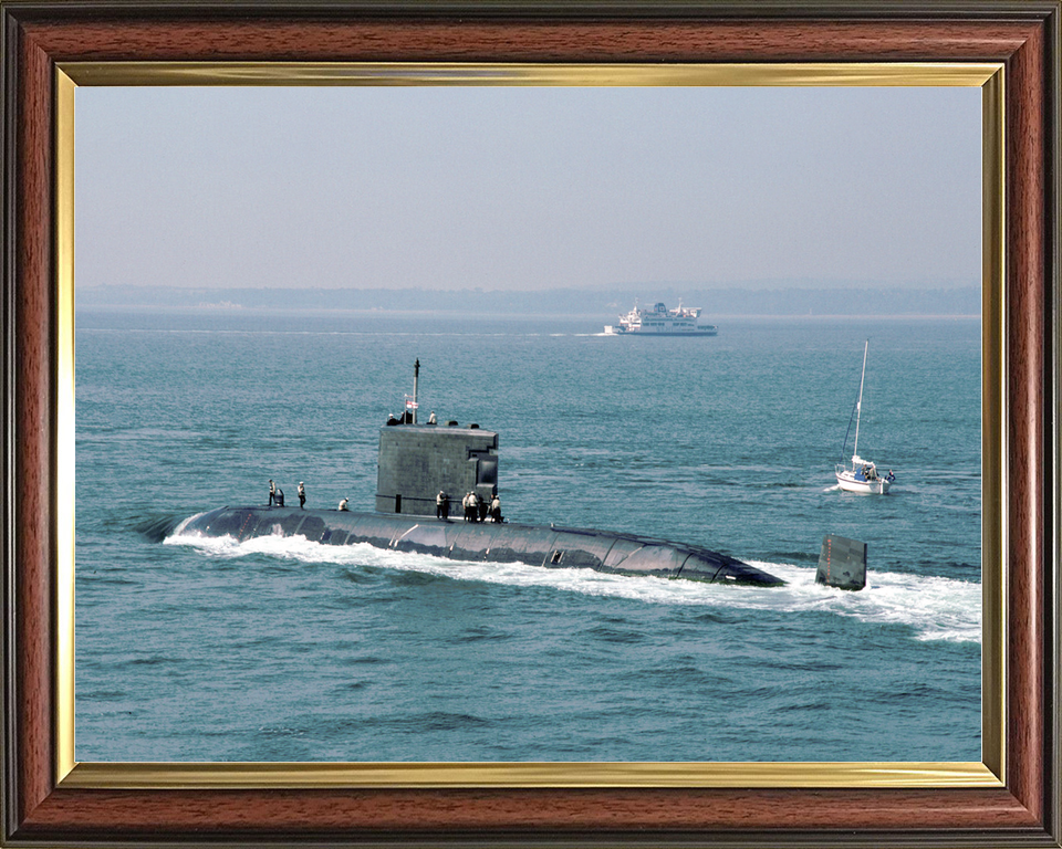 HMS Ursula S42 Upholder Class Submarine May 1994