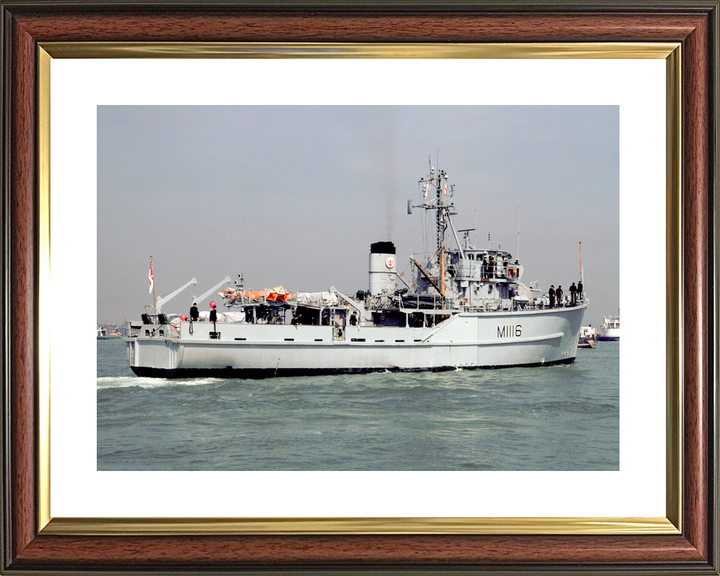 HMS Wilton M1116 Ton Class Minesweeper May 1989 Photo Print - Posters, Prints, & Visual Artwork - by Hampshire Prints (image 8 of 9)