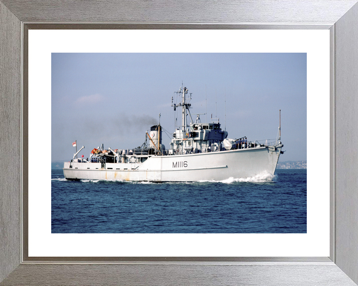 HMS Wilton M1116 Ton Class Minesweeper July 1989 Photo Print - Posters, Prints, & Visual Artwork - by Hampshire Prints (image 6 of 9)