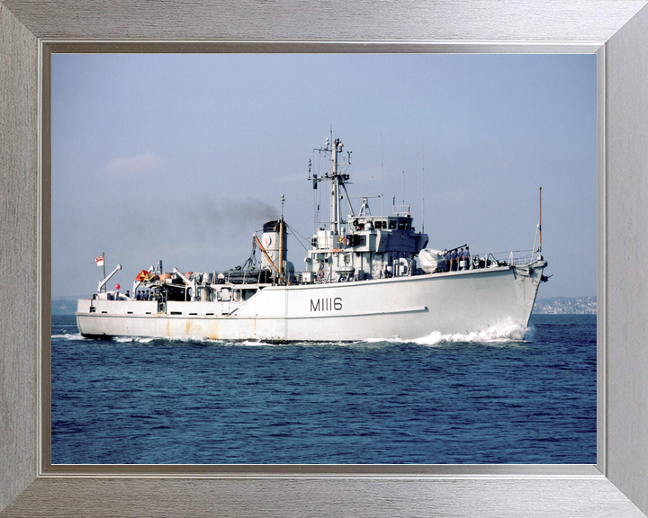 HMS Wilton M1116 Ton Class Minesweeper July 1989 Photo Print - Posters, Prints, & Visual Artwork - by Hampshire Prints (image 7 of 9)