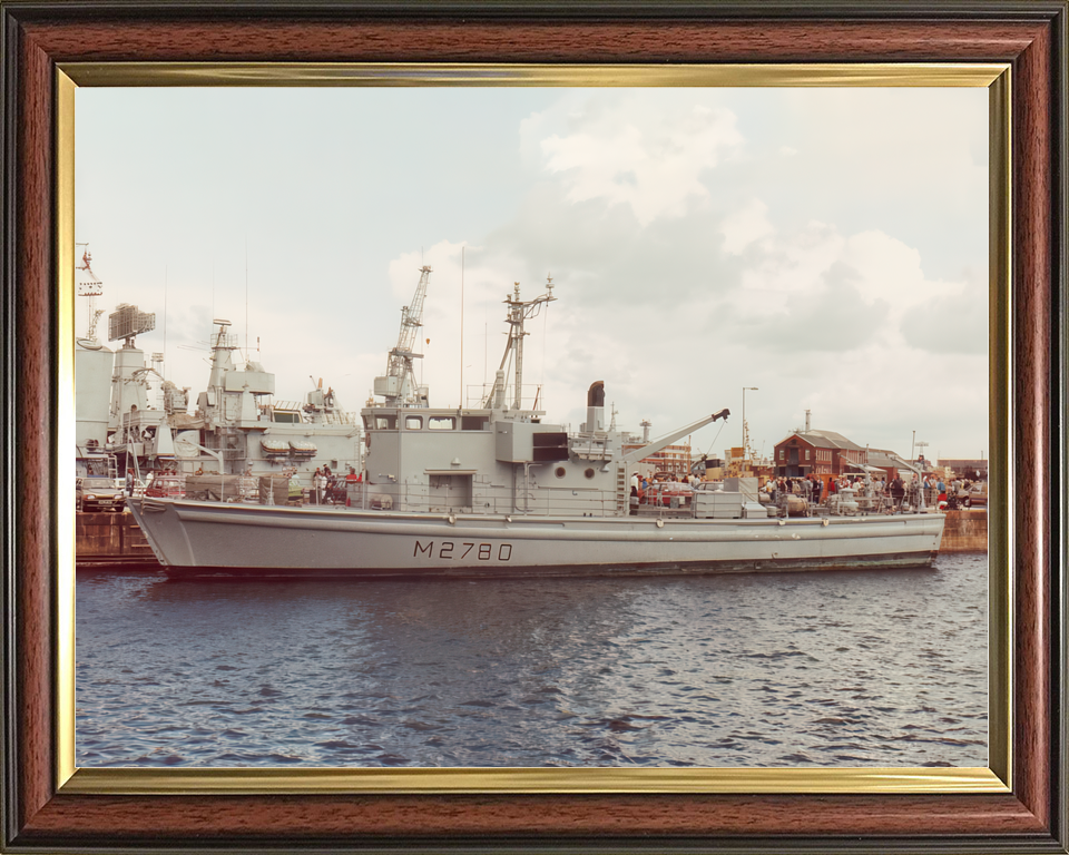 HMS Woodlark HMS Yaxham M2780 Survey Vessel Photo Print - Posters, Prints, & Visual Artwork - by Hampshire Prints (image 9 of 9)