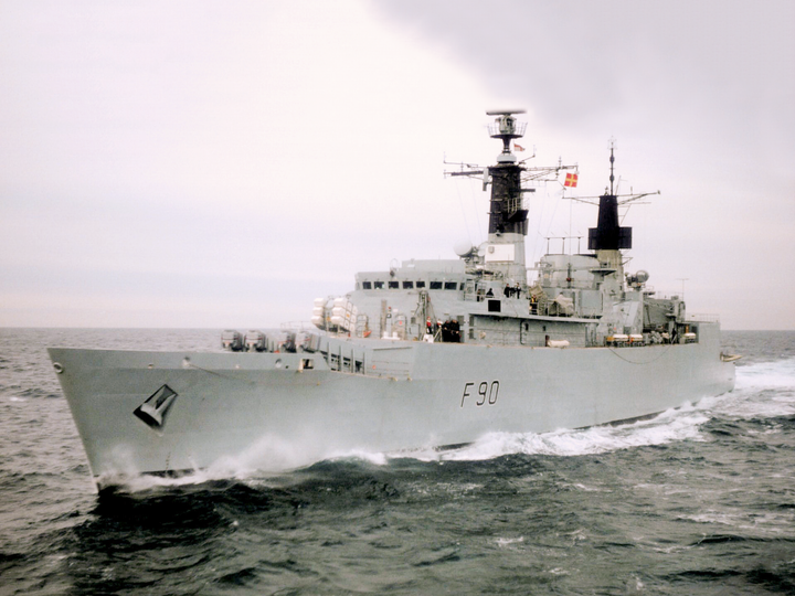 HMS Brilliant (F90) Royal Navy Type 22 Frigate At Sea Port Bow View Photo Print Wall Art Naval Decor Posters, Prints, & Visual Artwork Hampshire Prints 6 x 4 No Frame No