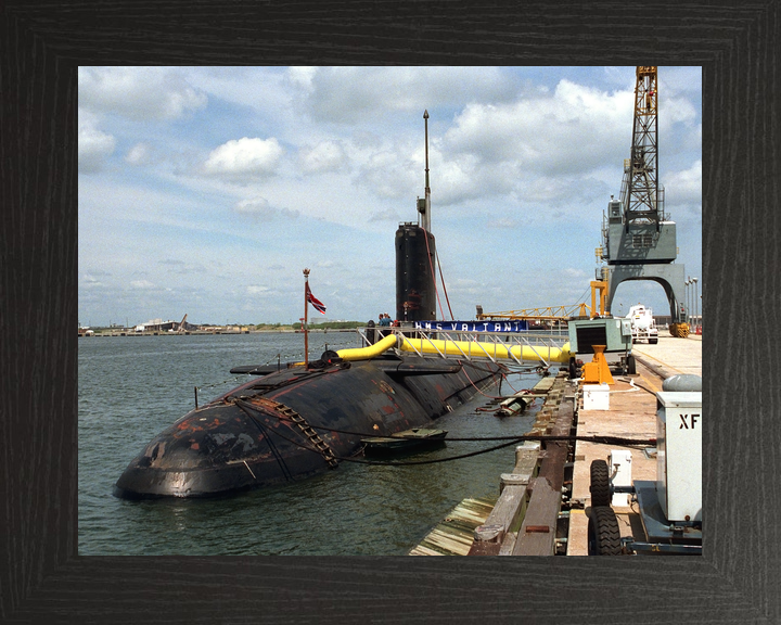 HMS Valiant S102 Valiant Class Submarine 1994 Photo Print - Posters, Prints, & Visual Artwork - by Hampshire Prints (image 3 of 9)