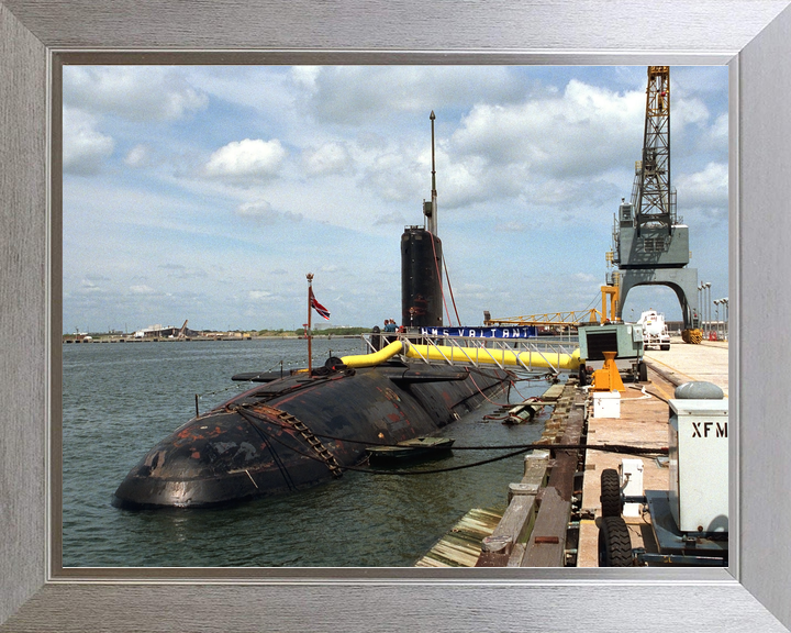 HMS Valiant S102 Valiant Class Submarine 1994 Photo Print - Posters, Prints, & Visual Artwork - by Hampshire Prints (image 7 of 9)