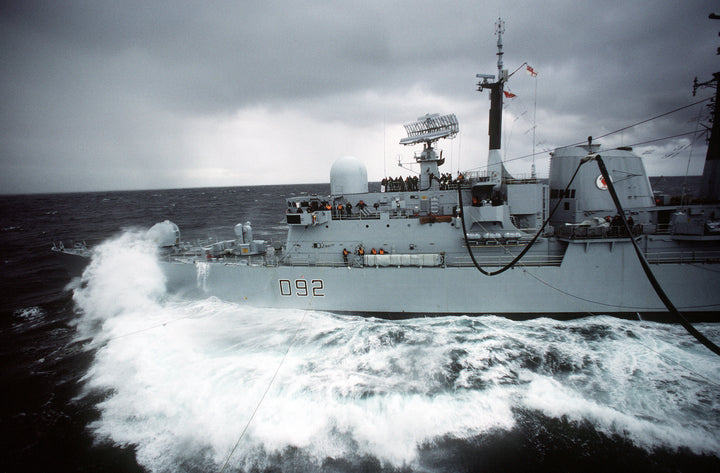 HMS Liverpool D92 | Photo Print | Framed Print | Poster | Type 42 | Destroyer | Royal Navy Hampshire Prints