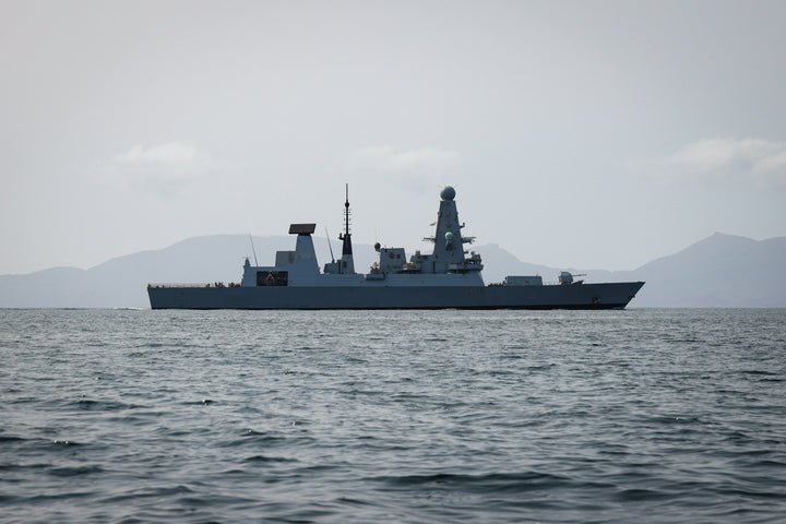 HMS Defender (D36) Photo Print - Starboard Beam View - Royal Navy Type 45 Destroyer Hampshire Prints 6 x 4 No Frame No