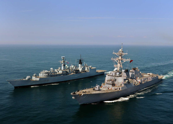 HMS Cumberland (F85) Photo Print - Alongside USS Winston S. Churchill - - Royal Navy Type 22 Frigate Hampshire Prints 6 x 4 No Frame No