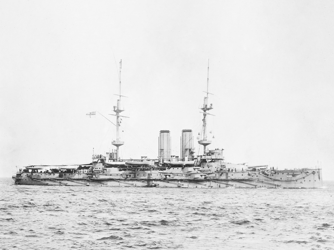 HMS Russell 1901 Pre Dreadnought Battleship Starboard View Photo Print - Posters, Prints, & Visual Artwork - by Hampshire Prints (image 1 of 9)