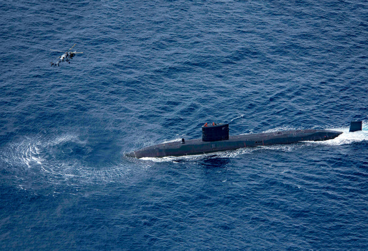 HMS Trenchant S91 Royal Navy Trafalgar class Submarine Photo Print or Framed Print - Hampshire Prints