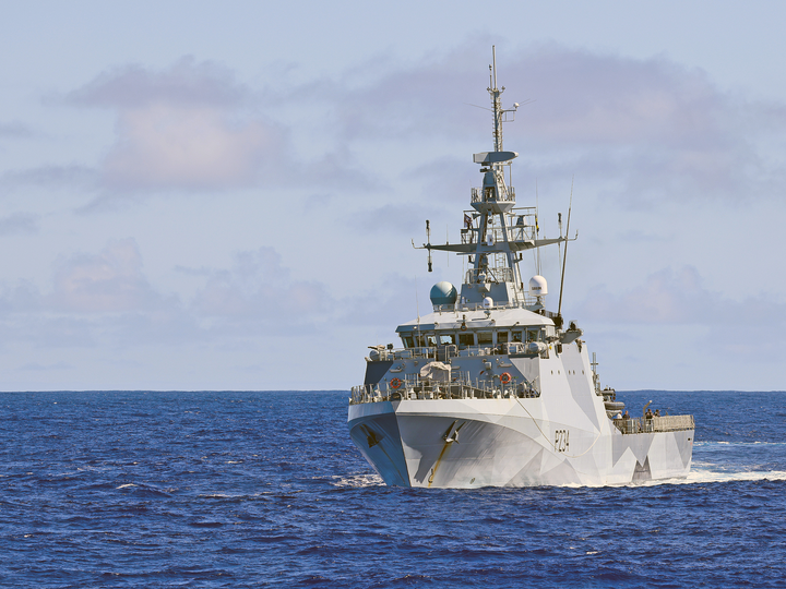 HMS Spey P234 River Class Patrol Vessel October 2021 Photo Print - Posters, Prints, & Visual Artwork - by Hampshire Prints (image 1 of 9)