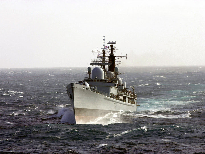 HMS Edinburgh D97 | Photo Print | Framed Print | Poster | Type 42 | Destroyer | Royal Navy Hampshire Prints