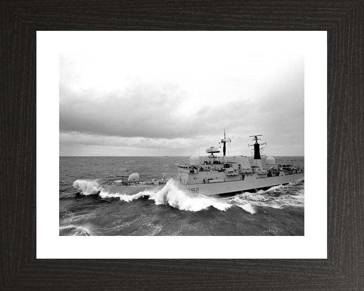 HMS Liverpool D92 Type 42 Destroyer 1986 Port Side View Photo Print - Posters, Prints, & Visual Artwork - by Hampshire Prints (image 2 of 9)