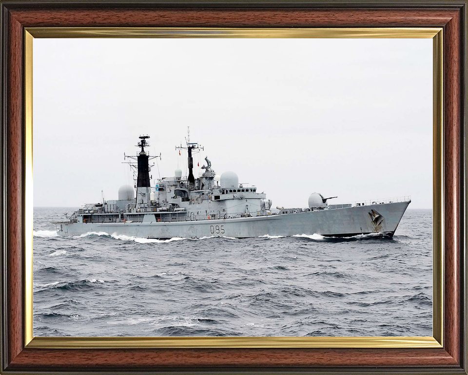 HMS Manchester D95 Type 42 Destroyer January 2008 At Sea Port View Photo Print - Posters, Prints, & Visual Artwork - by Hampshire Prints (image 9 of 9)