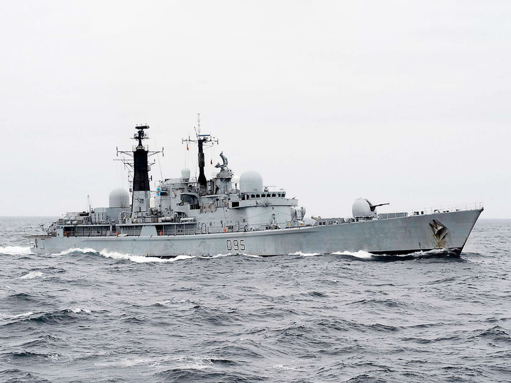 HMS Manchester D95 Type 42 Destroyer January 2008 At Sea Port View Photo Print - Posters, Prints, & Visual Artwork - by Hampshire Prints (image 1 of 9)