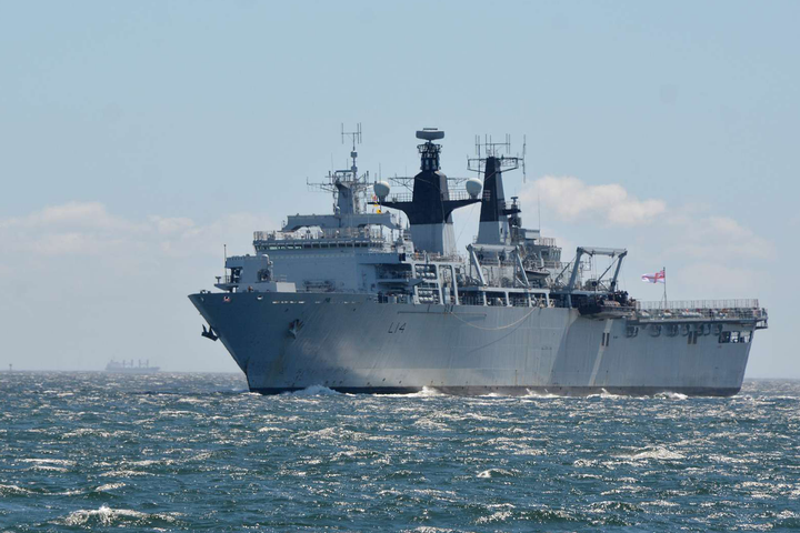 HMS Albion L14 Royal Navy Albion Class amphibious ship Photo Print or Framed Print - Hampshire Prints