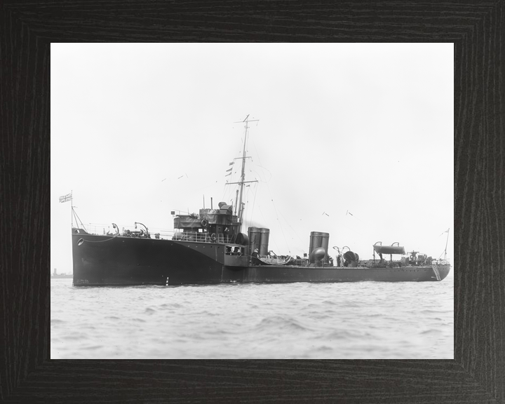 HMS Exe (1903) Royal Navy River Class Destroyer At Anchor Photo Print Wall Art Decor - Posters, Prints, & Visual Artwork - by Hampshire Prints (image 3 of 9)