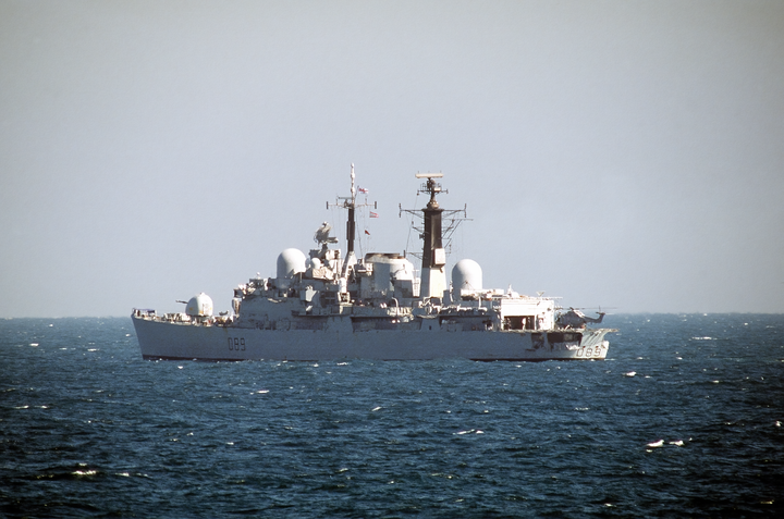HMS Exeter D89 | Photo Print | Framed Print | Poster | Type 42 | Destroyer | Royal Navy Hampshire Prints