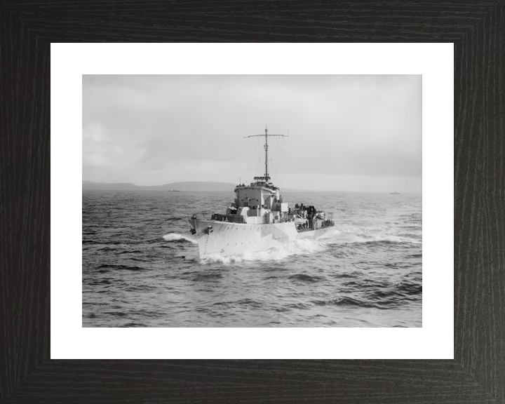 HMS Haldon (L19) Royal Navy Hunt Class Destroyer Underway Photo Print Wall Art Decor - Posters, Prints, & Visual Artwork - by Hampshire Prints (image 2 of 9)
