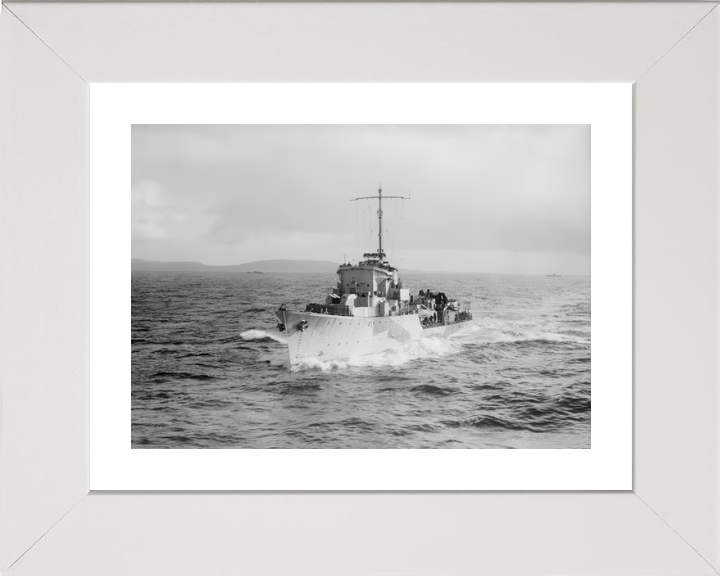 HMS Haldon (L19) Royal Navy Hunt Class Destroyer Underway Photo Print Wall Art Decor - Posters, Prints, & Visual Artwork - by Hampshire Prints (image 4 of 9)