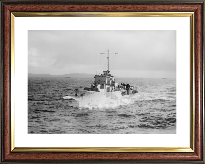 HMS Haldon (L19) Royal Navy Hunt Class Destroyer Underway Photo Print Wall Art Decor - Posters, Prints, & Visual Artwork - by Hampshire Prints (image 8 of 9)