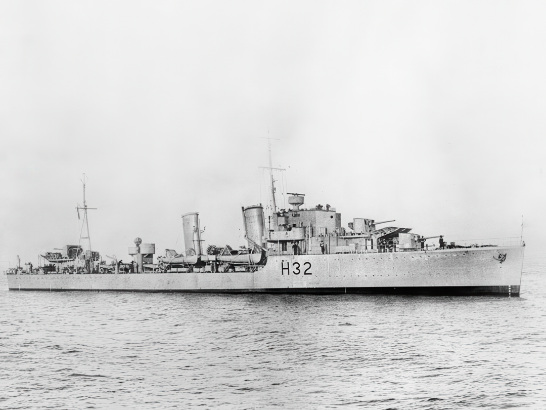 HMS Havant (H32) Royal Navy H Class Destroyer Starboard Beam View Photo Print Wall Art Decor - Posters, Prints, & Visual Artwork - by Hampshire Prints (image 1 of 9)