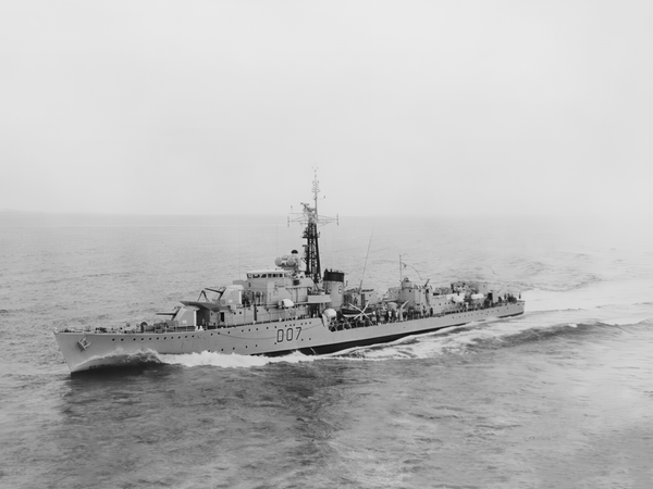 HMS Caesar D07 R07 C Class Destroyer 1943