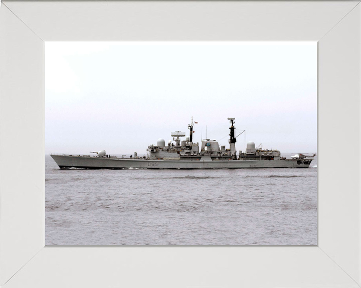 HMS Manchester D95 Type 42 Destroyer Port Beam View Photo Print - Posters, Prints, & Visual Artwork - by Hampshire Prints (image 5 of 9)