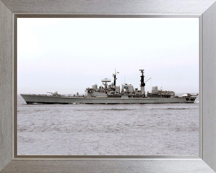 HMS Manchester D95 Type 42 Destroyer Port Beam View Photo Print - Posters, Prints, & Visual Artwork - by Hampshire Prints (image 7 of 9)