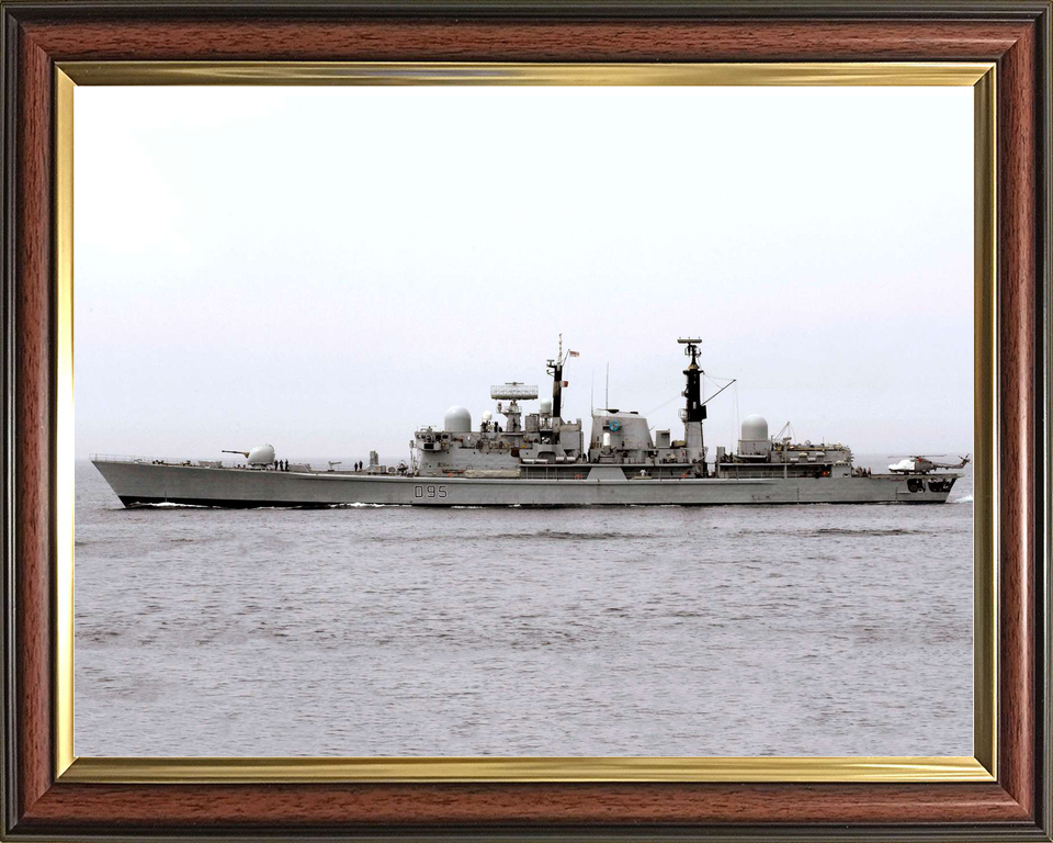 HMS Manchester D95 Type 42 Destroyer Port Beam View Photo Print - Posters, Prints, & Visual Artwork - by Hampshire Prints (image 9 of 9)