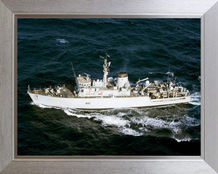 HMS Quorn M41 Hunt Class Minehunter August 2011 High Port Beam View Photo Print - Posters, Prints, & Visual Artwork - by Hampshire Prints (image 7 of 9)