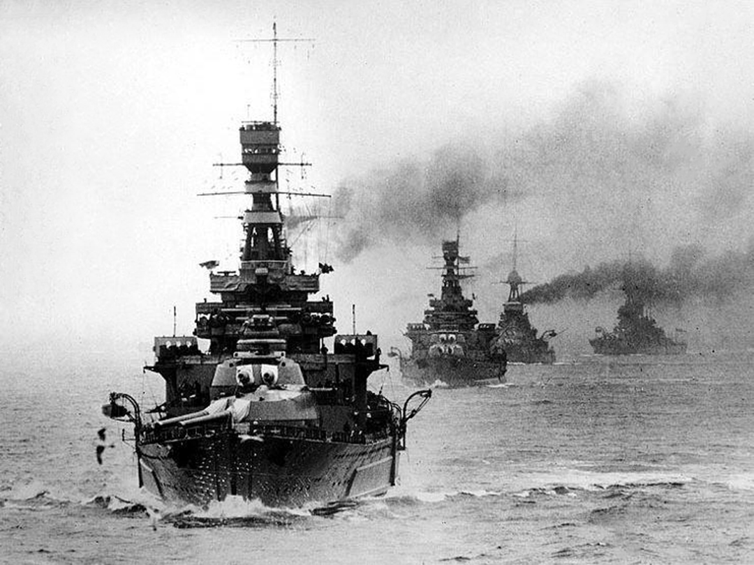 HMS Repulse 1916 Renown Class Battlecruiser c1921 Photo Print - Posters, Prints, & Visual Artwork - by Hampshire Prints (image 1 of 9)