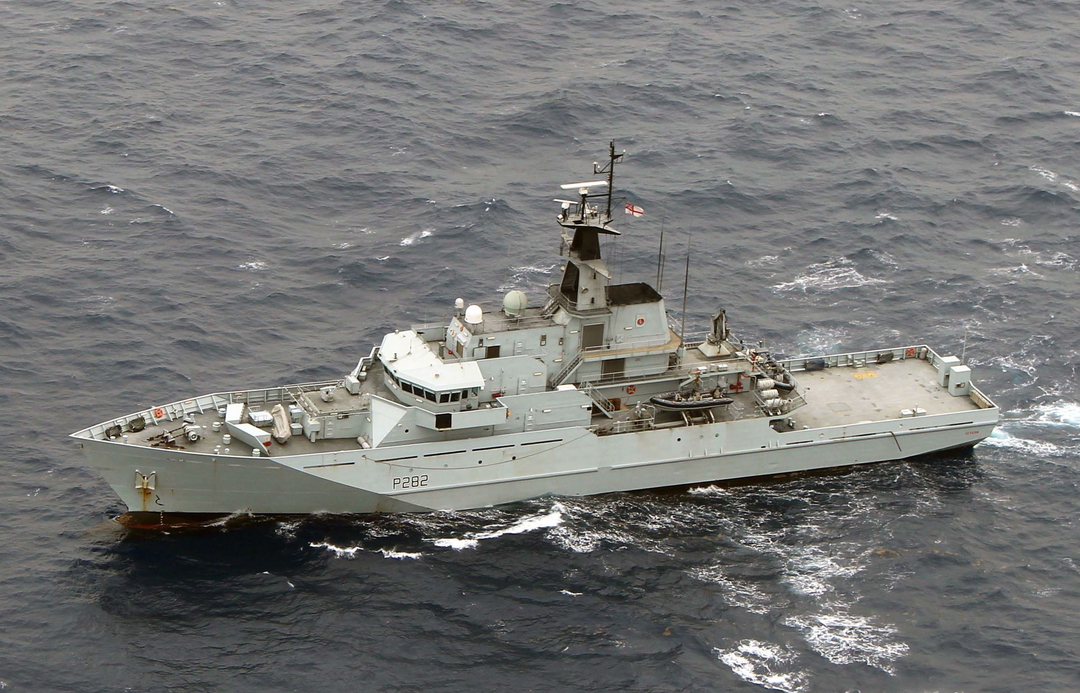HMS Severn P282 | Photo Print | Framed Print | River Class | Patrol Vessel | Royal Navy Hampshire Prints