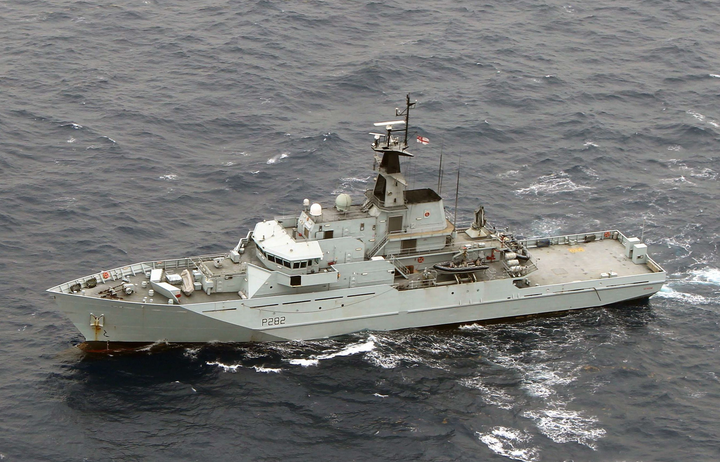 HMS Severn P282 Royal Navy River class offshore patrol vessel Photo Print or Framed Print - Hampshire Prints