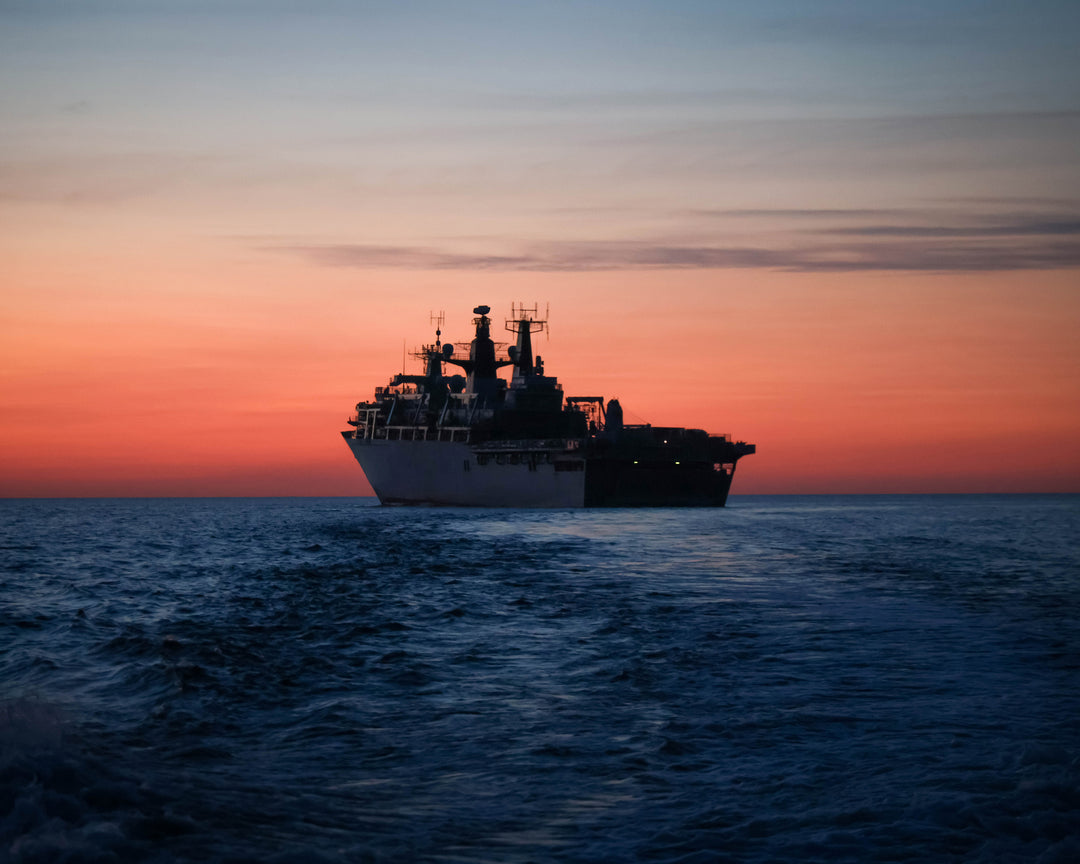 HMS Albion L14 | Photo Print | Framed Print | Albion Class | Amphibious ship | Royal Navy Hampshire Prints