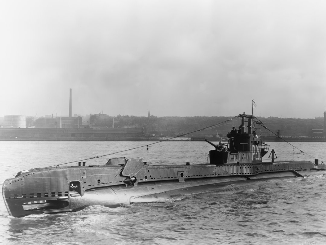 HMS Solent P262 S Class Submarine 1944