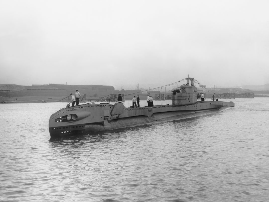 HMS Truculent P315 T Class Submarine 1942 Photo Print - Posters, Prints, & Visual Artwork - by Hampshire Prints (image 1 of 9)