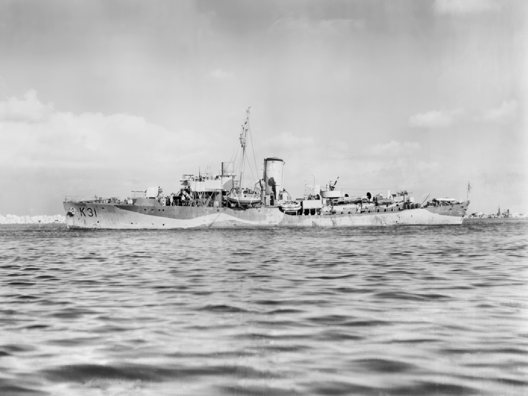HMS Camellia (K31) Royal Navy Flower Class Corvette Port Beam View Photo Print Wall Art Decor Posters, Prints, & Visual Artwork Hampshire Prints 6 x 4 No Frame No