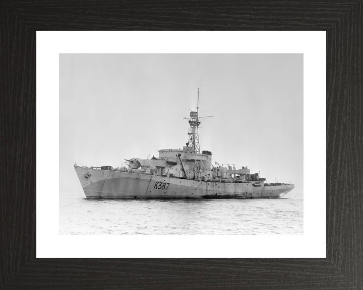 HMS Berkeley Castle K387 Castle class corvette Photo Print - by Hampshire Prints (image 2 of 9)