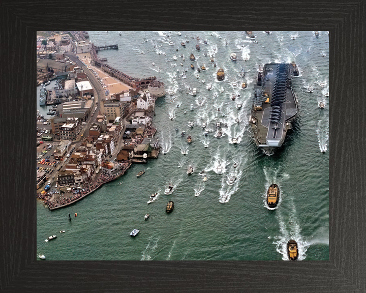 HMS Hermes (R12) Royal Navy Centaur Class Aircraft Carrier Falklands Return to Portsmouth Photo Print Wall Art Decor - Posters, Prints, & Visual Artwork - by Hampshire Prints (image 3 of 9)