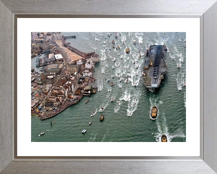 HMS Hermes (R12) Royal Navy Centaur Class Aircraft Carrier Falklands Return to Portsmouth Photo Print Wall Art Decor - Posters, Prints, & Visual Artwork - by Hampshire Prints (image 6 of 9)