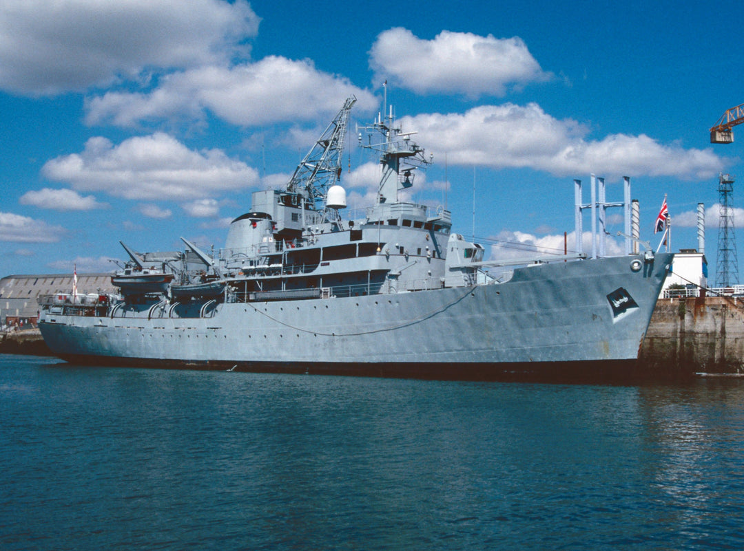HMS Hecate A137 | Photo Print | Framed Print | Hecla Class | Survey Vessel | Royal Navy Hampshire Prints