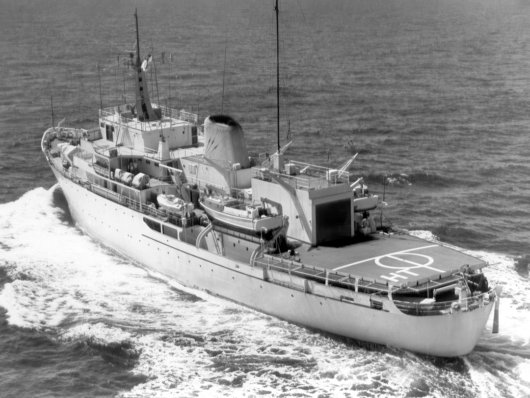 HMS Hecate (A137) Royal Navy Hecla Class Survey Vessel Underway Photo Print Wall Art Decor - Posters, Prints, & Visual Artwork - by Hampshire Prints (image 1 of 9)