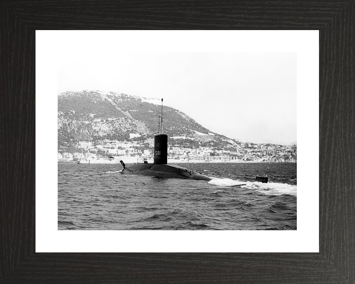 HMS Dreadnought S101 Valiant Class Submarine Photo Print - Posters, Prints, & Visual Artwork - by Hampshire Prints (image 2 of 9)