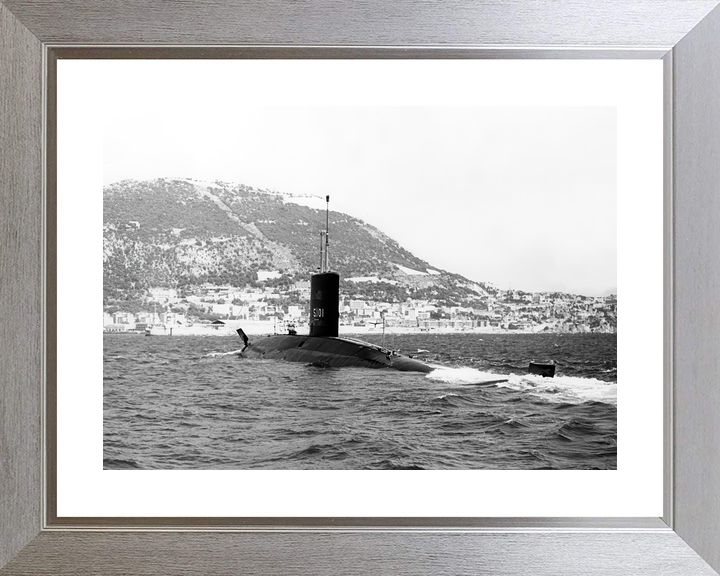 HMS Dreadnought S101 Valiant Class Submarine Photo Print - Posters, Prints, & Visual Artwork - by Hampshire Prints (image 6 of 9)