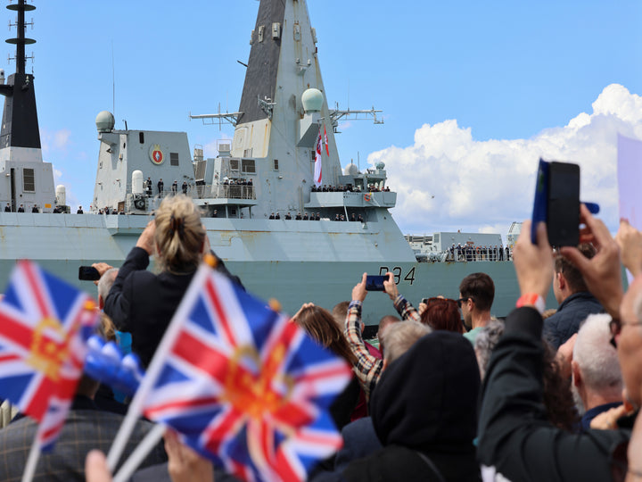 HMS Diamond D34 | Photo Print | Framed Print | Type 45 | Destroyer | Royal Navy Hampshire Prints 6 x 4 No Frame No