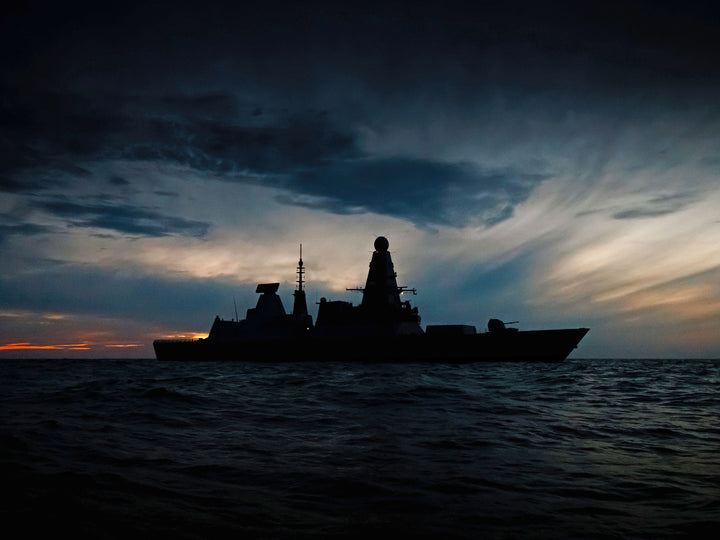 HMS Defender (D36) Photo Print - Silhouette at Sunset - Royal Navy Type 45 Destroyer Hampshire Prints 6 x 4 No Frame No