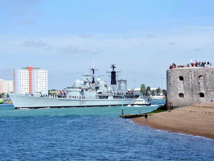 HMS Edinburgh D97 Type 42 Destroyer 25 May 2011