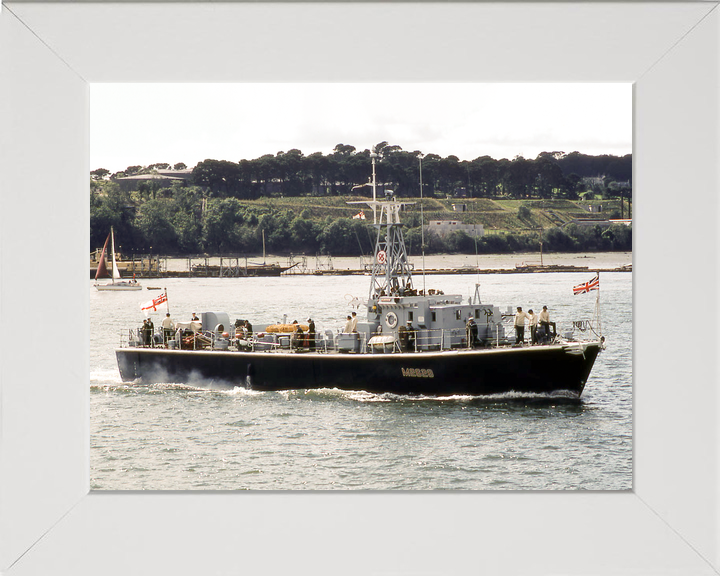 HMS Flintham (M2628) Royal Navy Ham Class Minesweeper Starboard View Photo Print Wall Art Decor - Posters, Prints, & Visual Artwork - by Hampshire Prints (image 5 of 9)